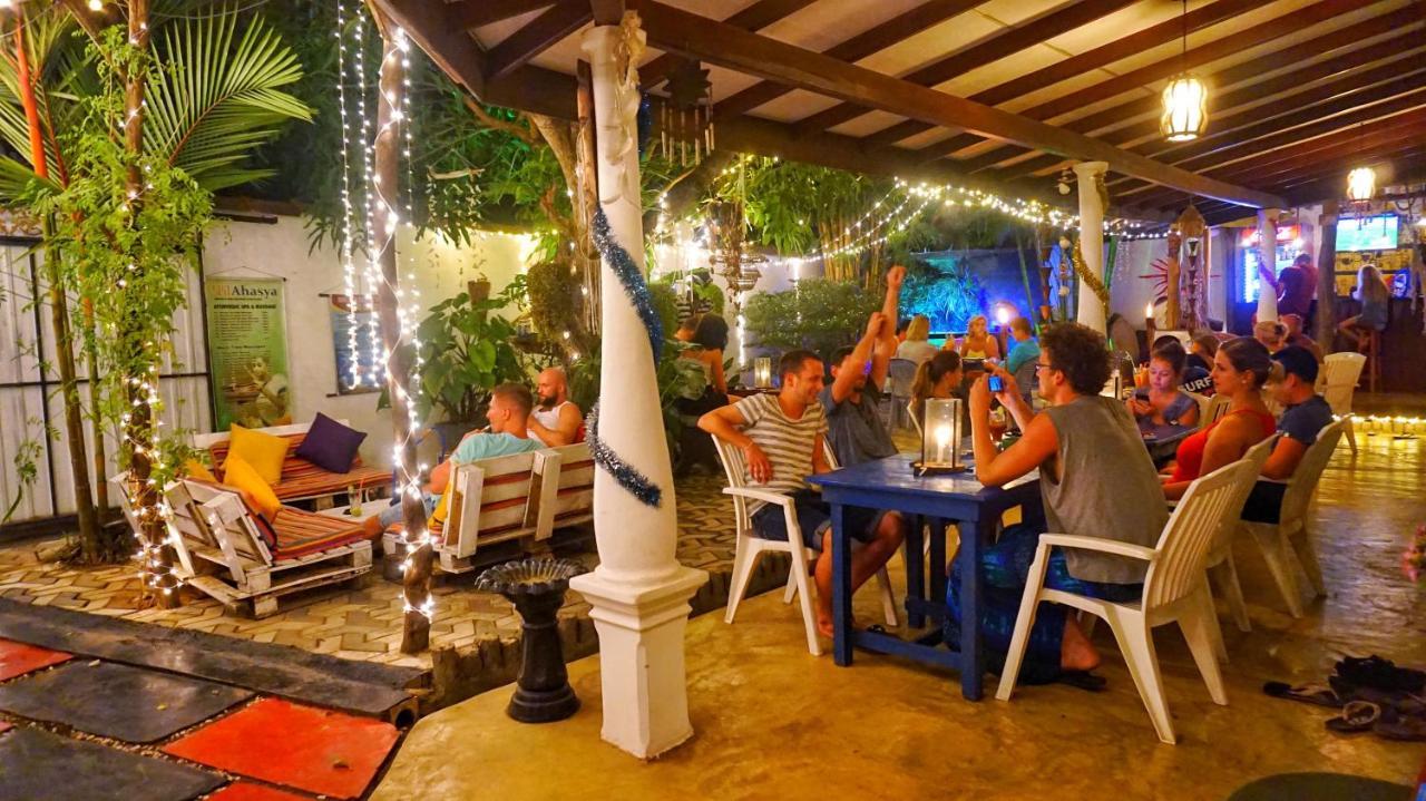 Boho Garden Guest House Mirissa Exterior foto